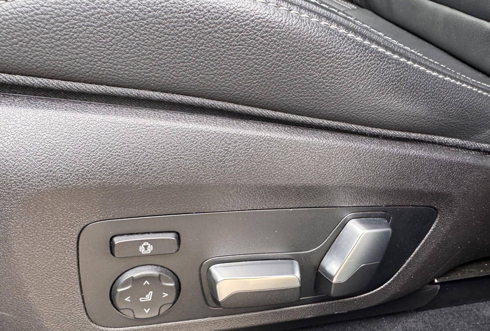 BMW X4 xDrive30d M Sport 360°Kam, H&K AHK Standheiz foto 15