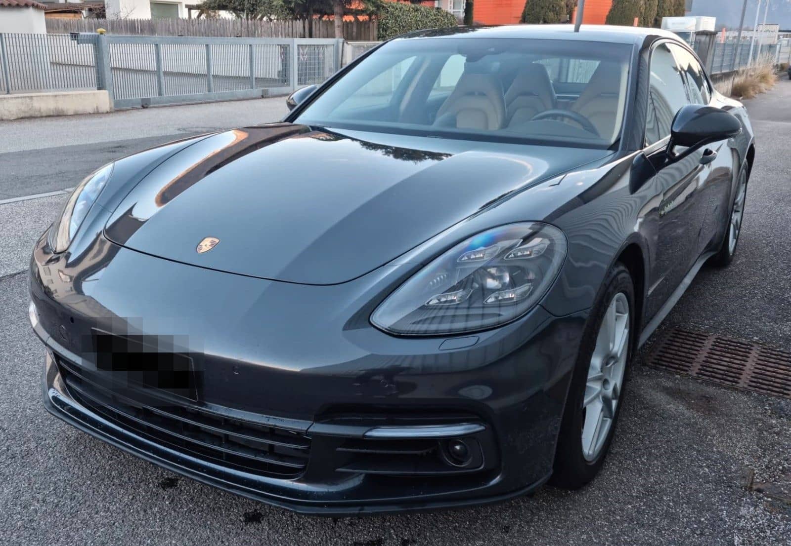 Porsche Panamera 4 foto 2