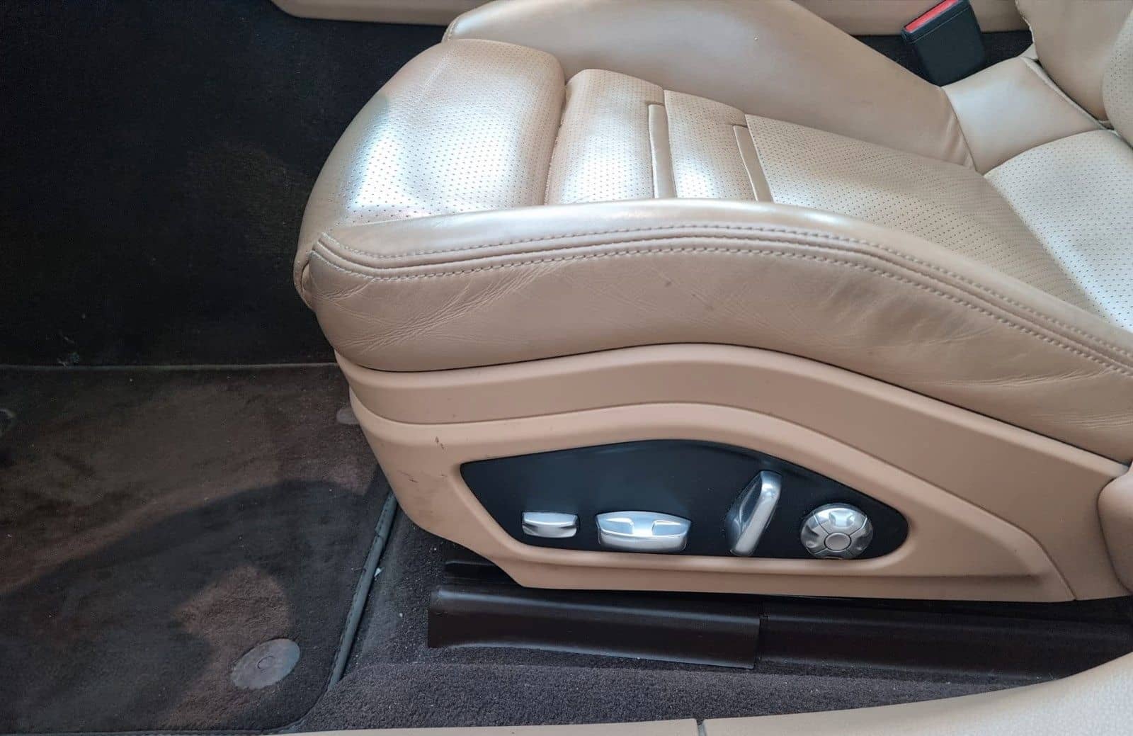 Porsche Panamera 4 foto 12