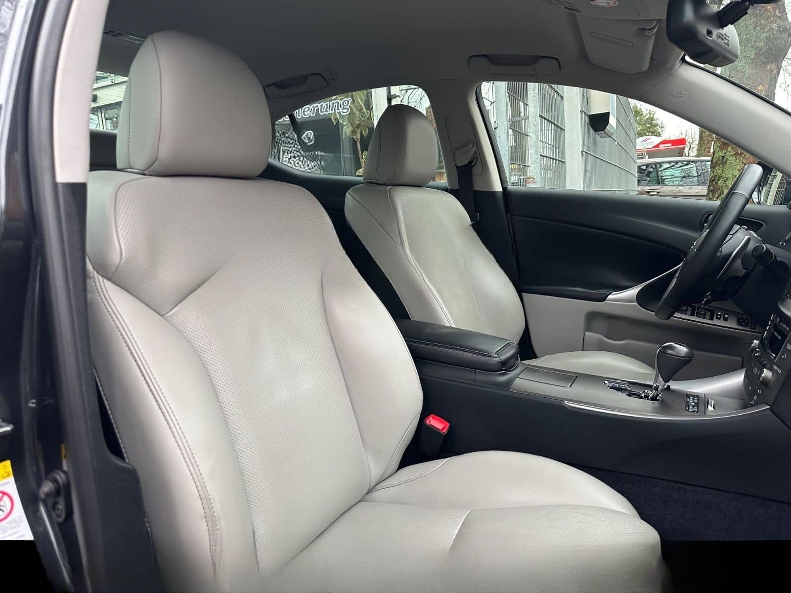 Lexus IS250 V6 / KAMERA - NAVI - SITZKLIMA - AUTOMATIK foto 15