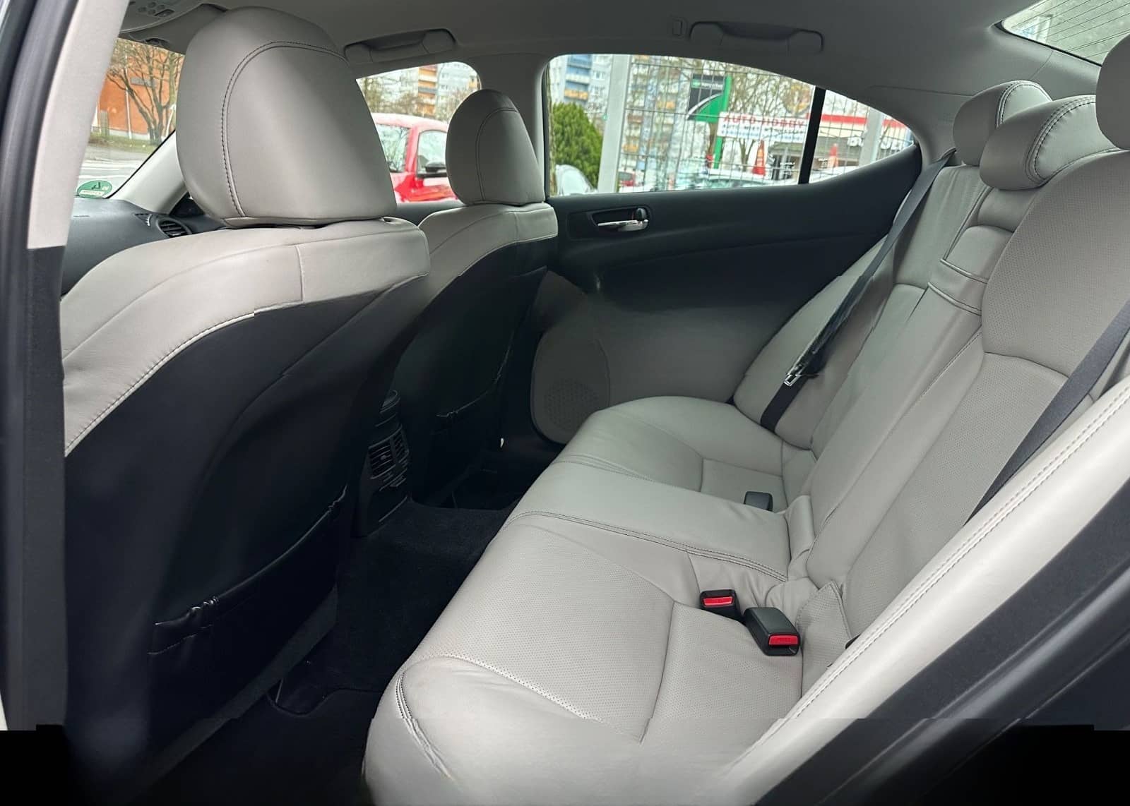 Lexus IS250 V6 / KAMERA - NAVI - SITZKLIMA - AUTOMATIK foto 16