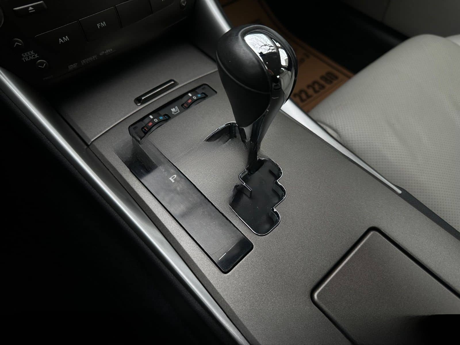 Lexus IS250 V6 / KAMERA - NAVI - SITZKLIMA - AUTOMATIK foto 10