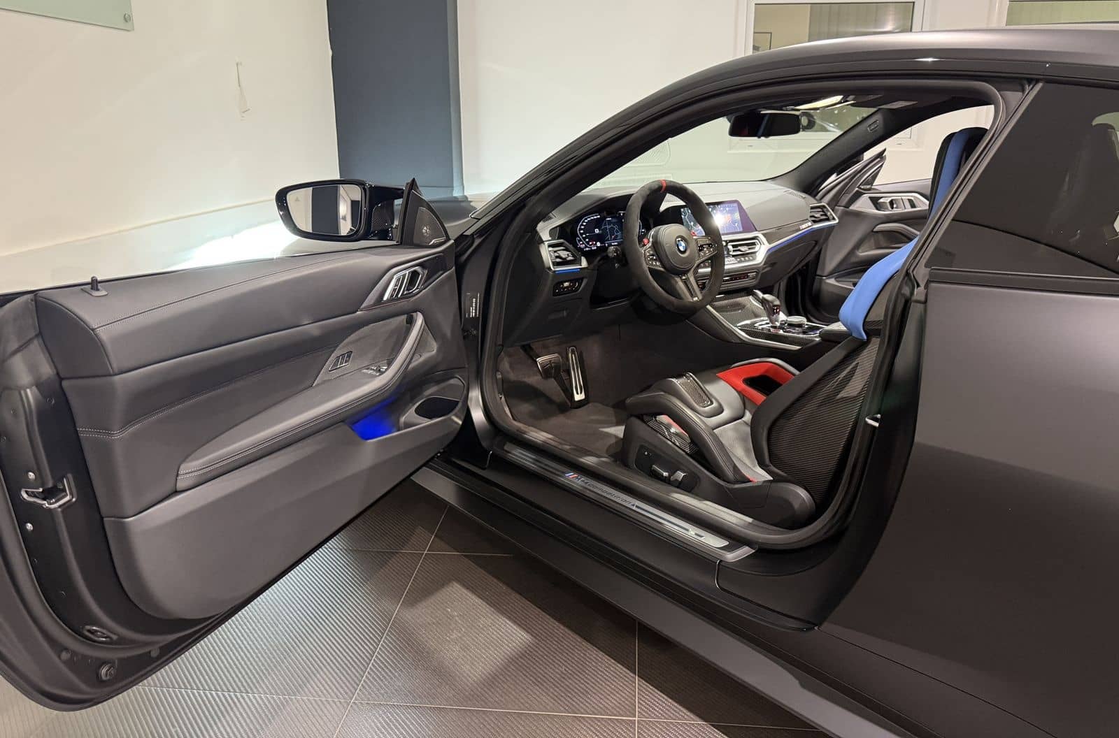 BMW M4 KITH Sondermodell xD *Capristo-Schale-Carbon* foto 17