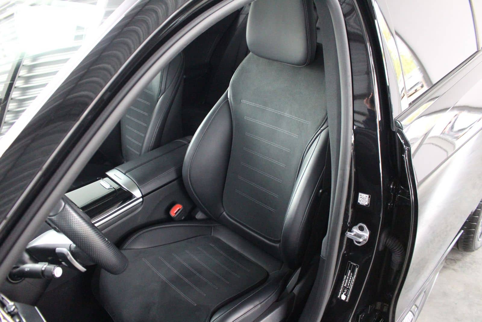 Mercedes-Benz C 200 T AMG Kamera LED AHK Panorama MBUX Ambient foto 6