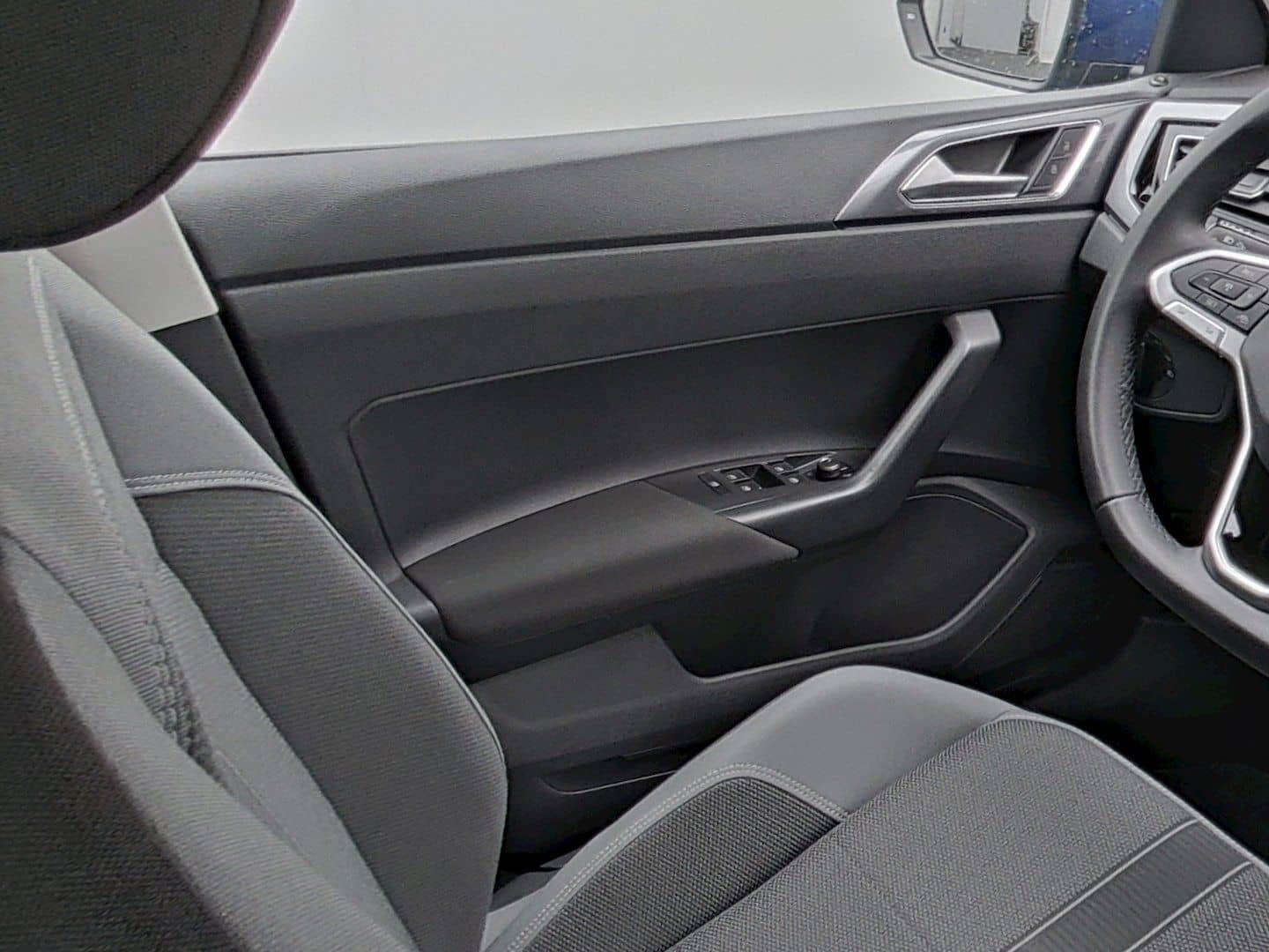 Volkswagen Polo 1.0 TSI Style IQ.LIGHT NAVI KAMERA PARKLENK foto 14