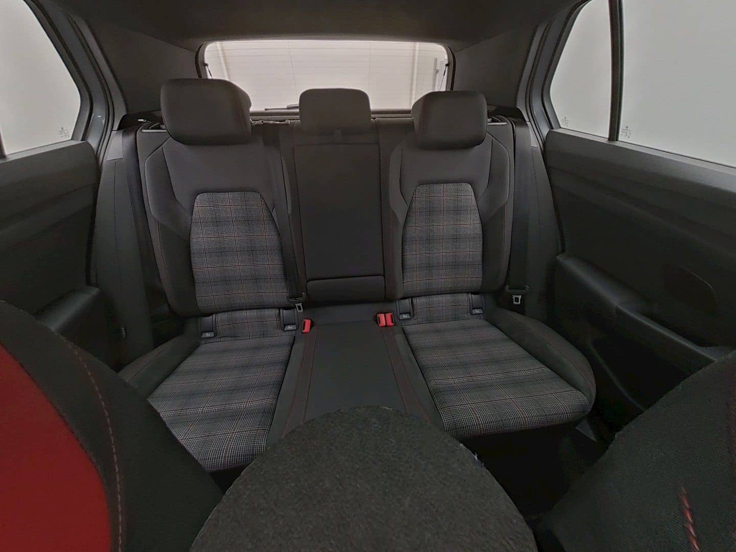 Volkswagen Golf 8 2.0 TSI DSG GTI IQ.LIGHT NAVI PANORAMA AR foto 16