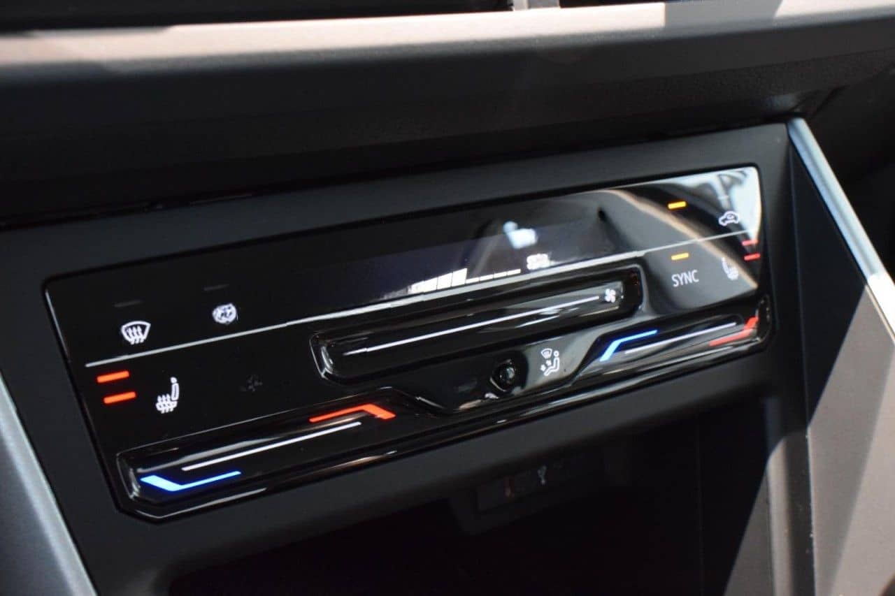 Volkswagen Taigo Goal 1.0 TSI PDC NAVI SHZ Klima Navi foto 15