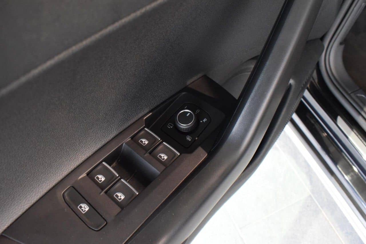 Volkswagen Taigo Goal 1.0 TSI PDC NAVI SHZ Klima Navi foto 9