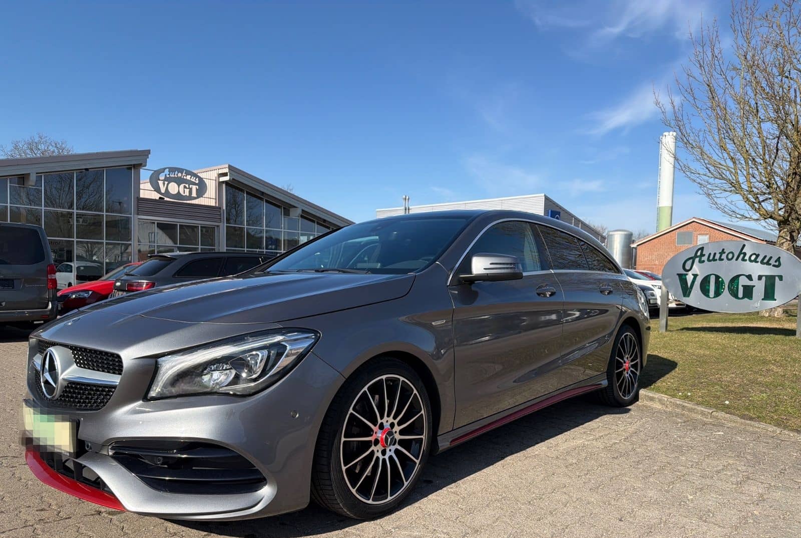 Mercedes-Benz CLA 220 CLA -Klasse Shooting Brake 4Matic AMGlin foto 1