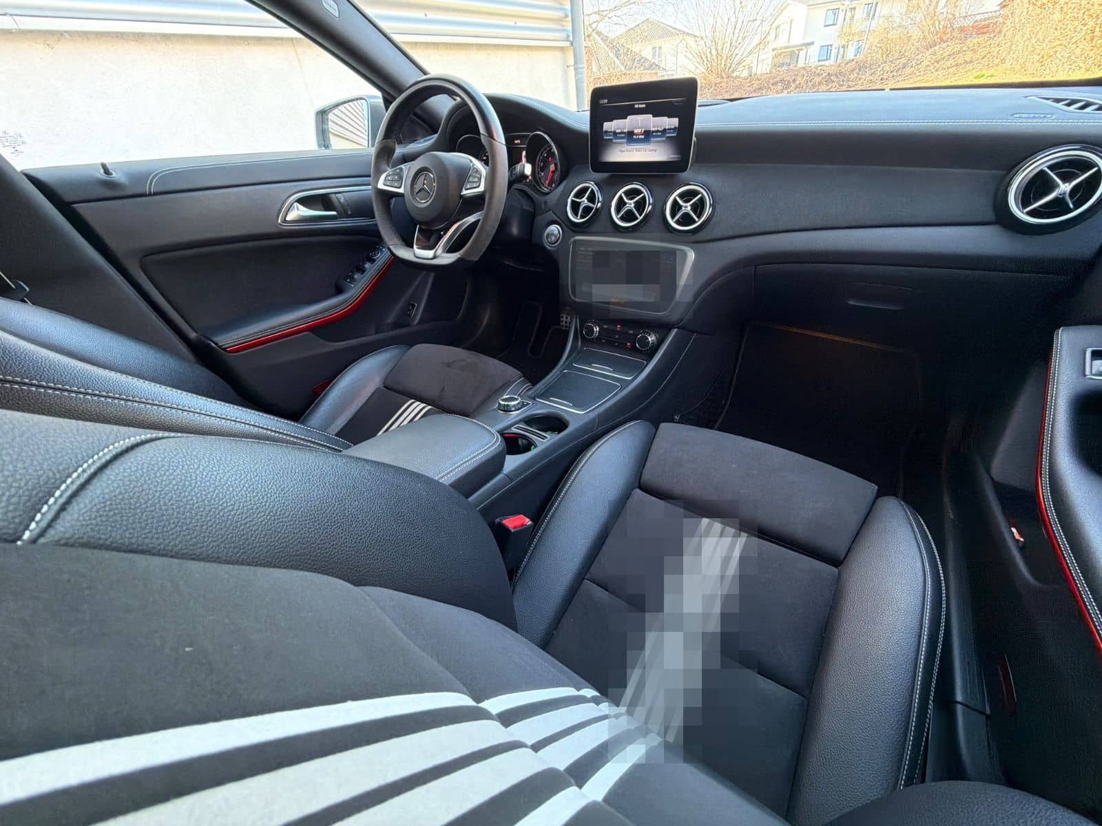 Mercedes-Benz CLA 220 CLA -Klasse Shooting Brake 4Matic AMGlin foto 12