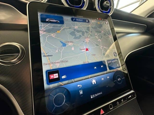 Mercedes-Benz GLC 300 de 4M AMG+AHK+HA-LENKUNG+PANORAMADACH foto 18