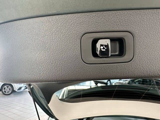 Mercedes-Benz GLC 300 de 4M AMG+AHK+HA-LENKUNG+PANORAMADACH foto 7