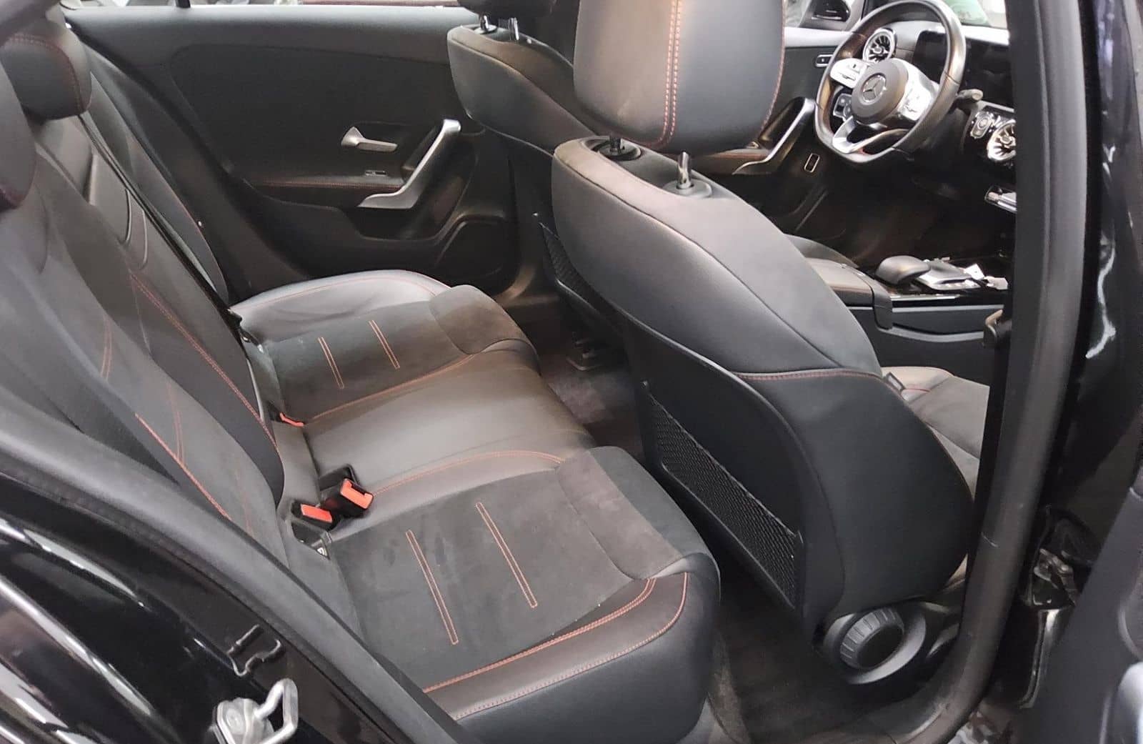 Mercedes-Benz A 200 Lim. AMG-Line Navi LED MBUX+ Kamera AHK foto 13