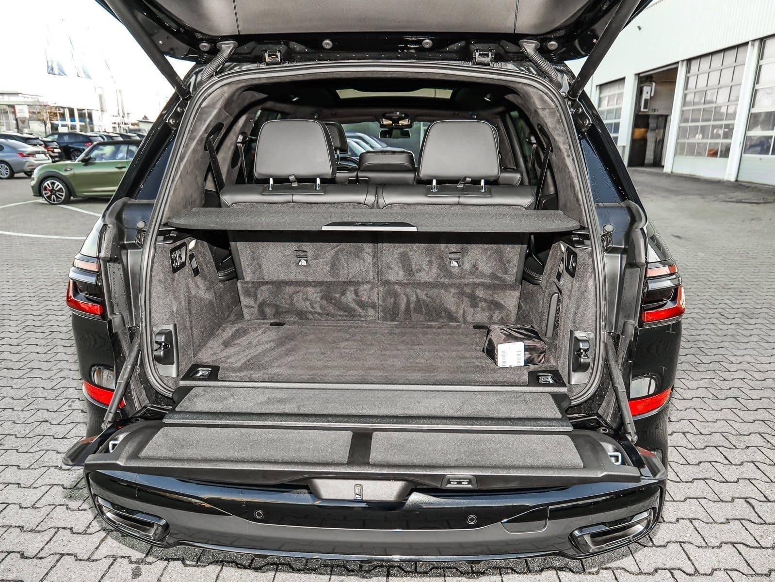 BMW X7 xDrive40d M Sport Pro HUD PANO ACC AHK RFK NA foto 23