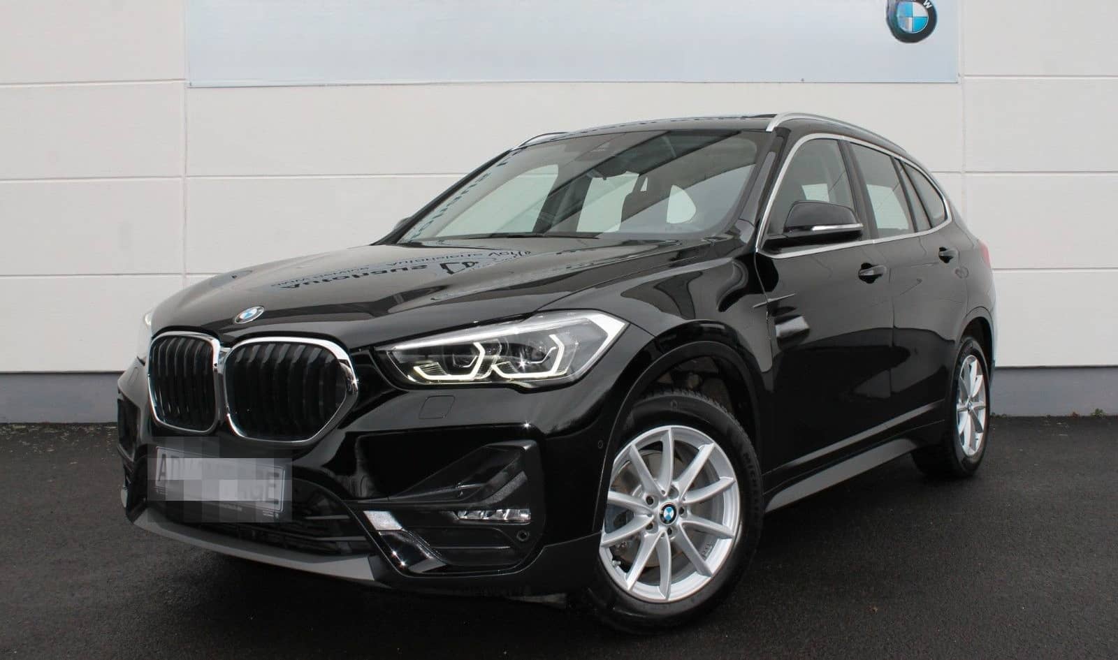 BMW X1 sDr 18i Advantage LED, KAM, PDC, PANO, AHK foto 1