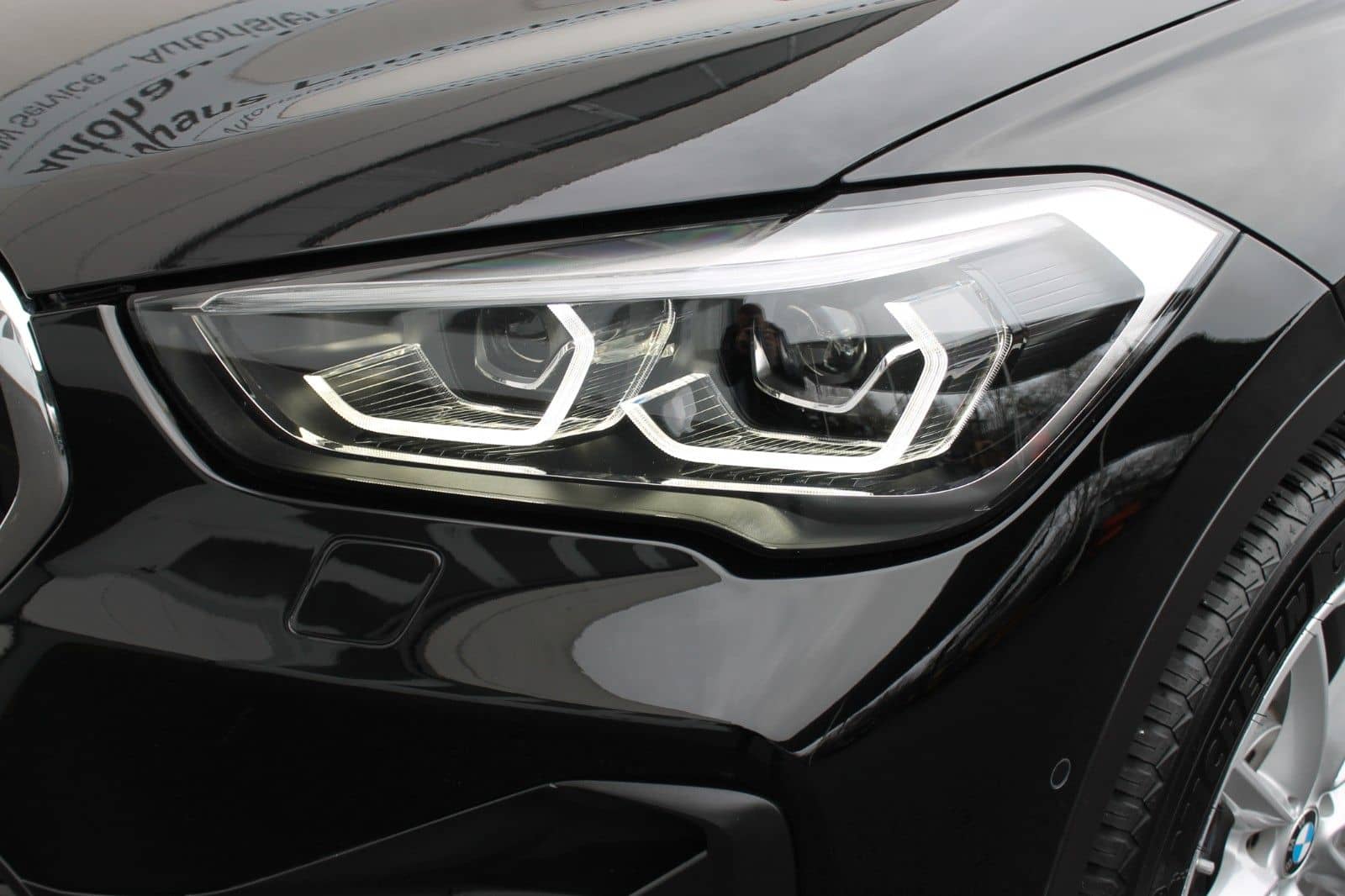 BMW X1 sDr 18i Advantage LED, KAM, PDC, PANO, AHK foto 19