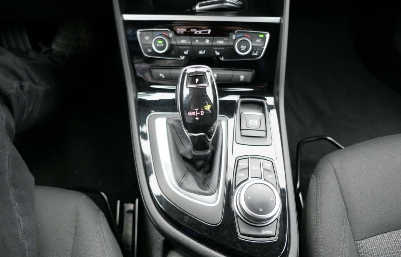 BMW 218 Gran Tourer 218 d Advantage Navi Automatik L foto 16