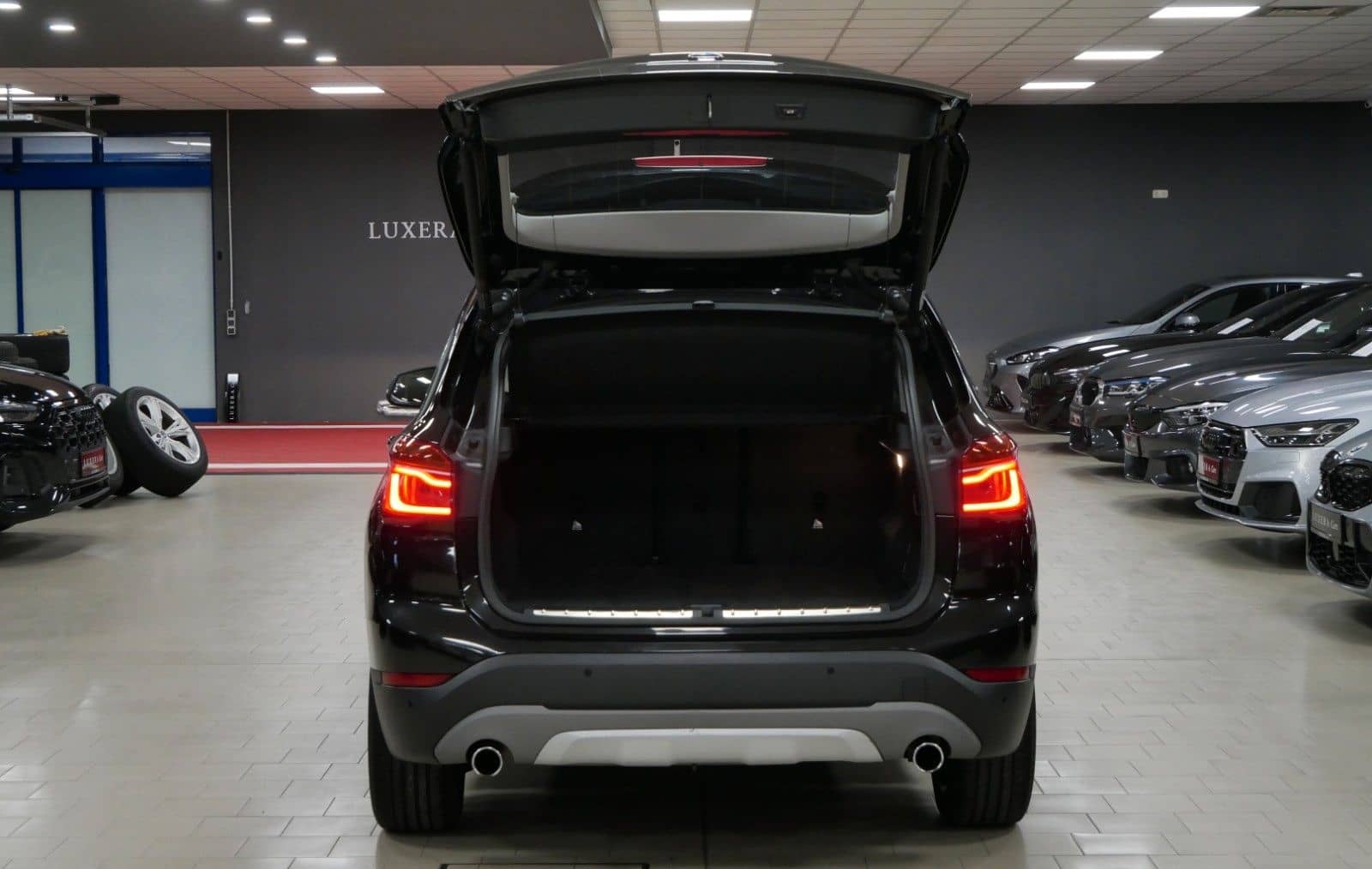 BMW X1 xDrive 20d xLine LED AHK RFK NAVI SHZ foto 11