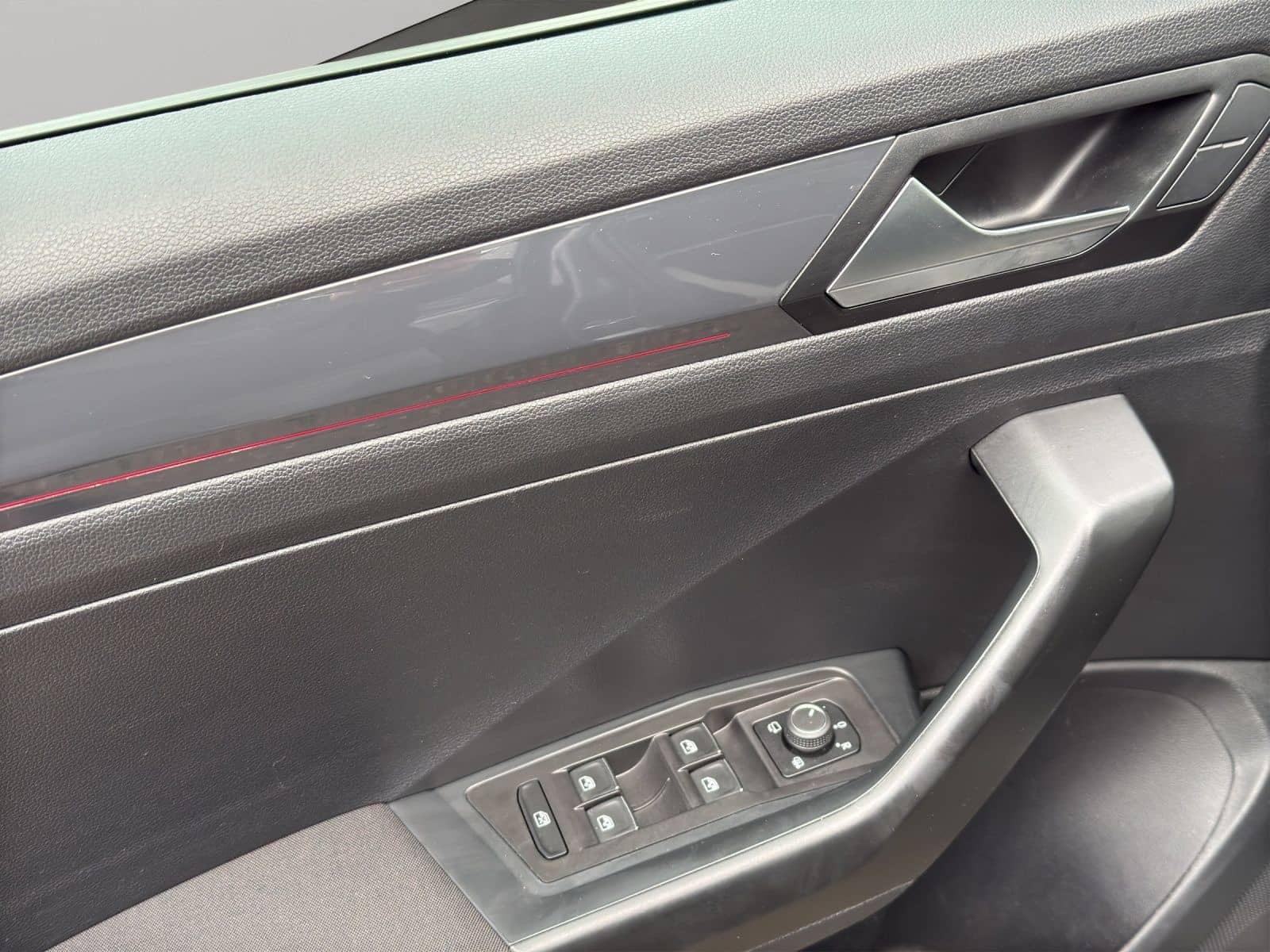 Volkswagen T-Roc 2.0 TSI 4Motion DSG Sport NAVI+PANO+ACC foto 13