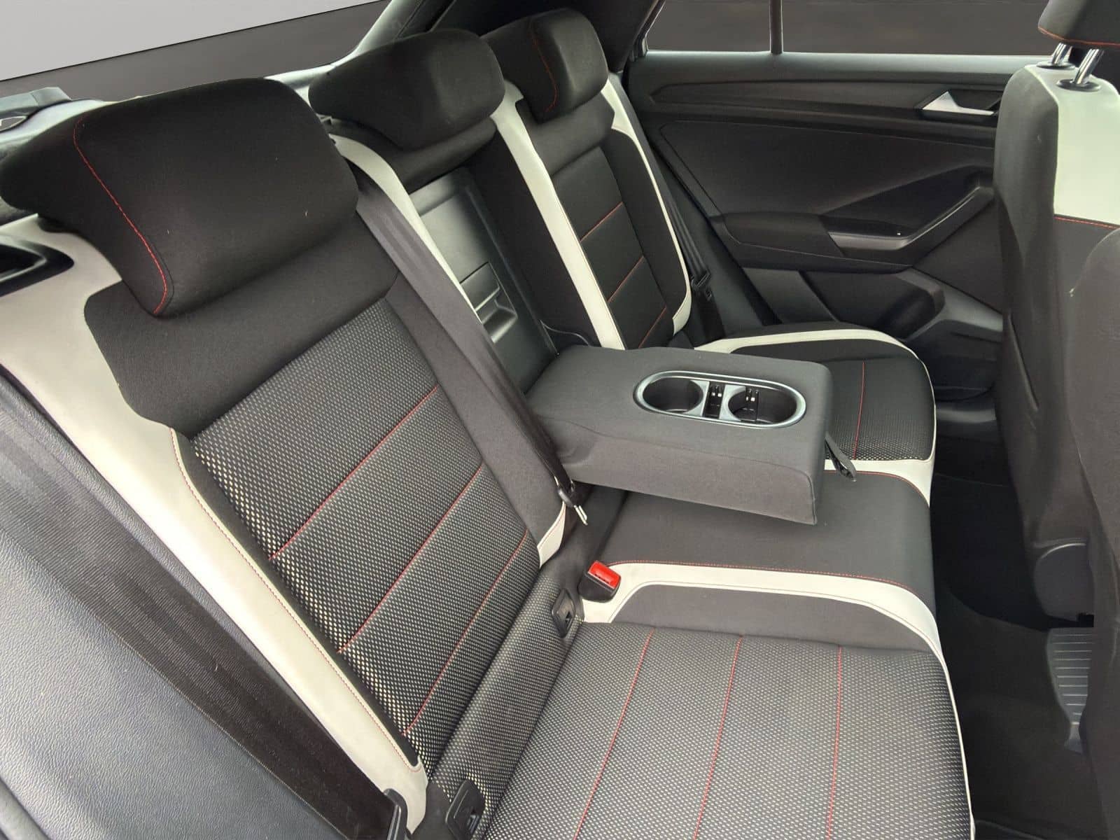 Volkswagen T-Roc 2.0 TSI 4Motion DSG Sport NAVI+PANO+ACC foto 15