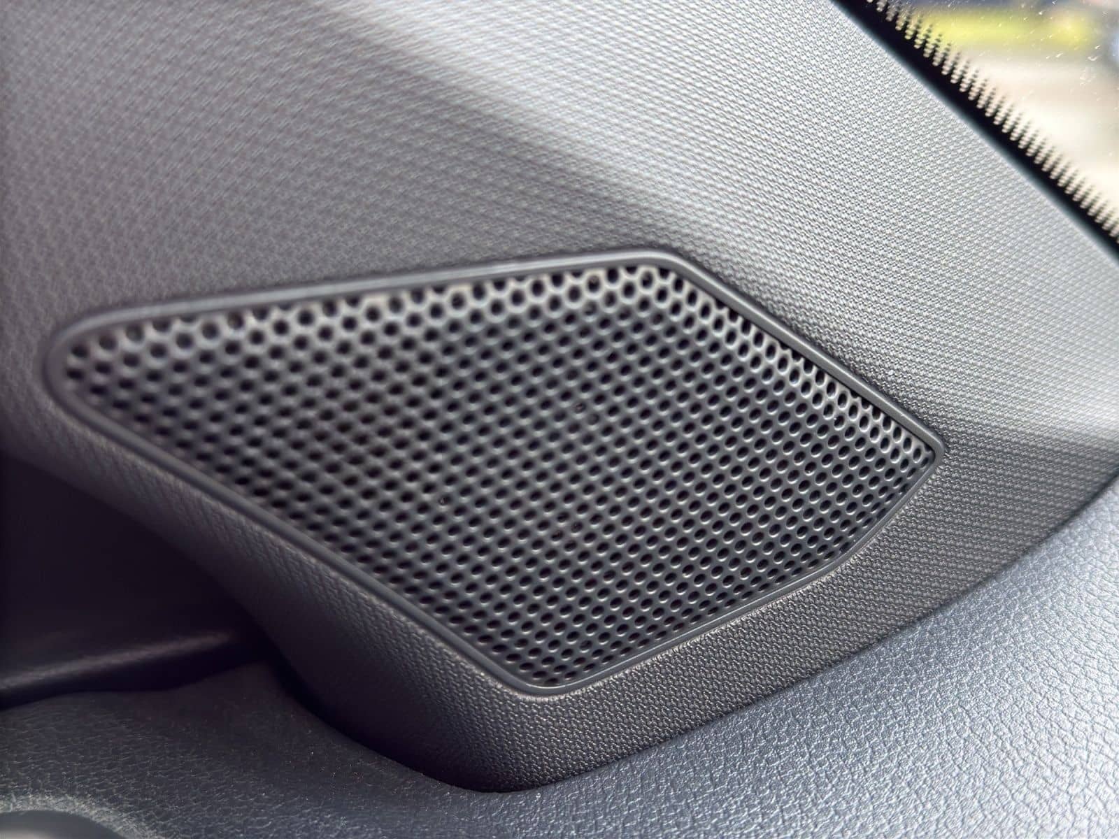 Volkswagen T-Roc 2.0 TSI 4Motion DSG Sport NAVI+PANO+ACC foto 18