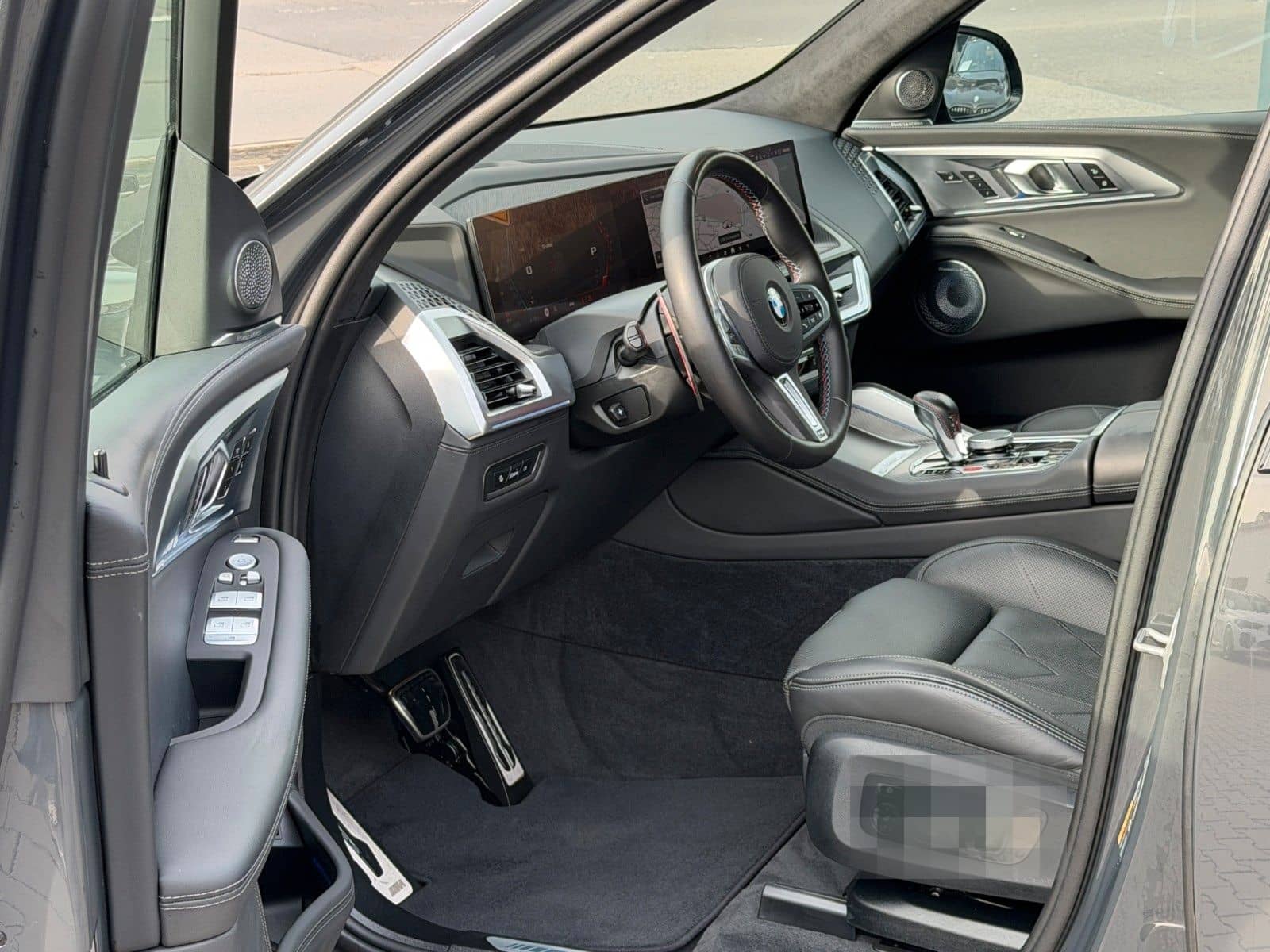 BMW XM 50 e Aut. Bowers & Wilkins - Iconic Glow /// foto 12