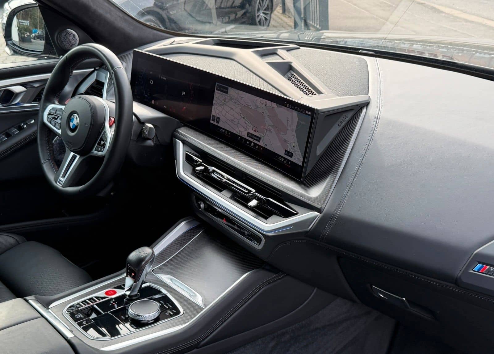 BMW XM 50 e Aut. Bowers & Wilkins - Iconic Glow /// foto 15