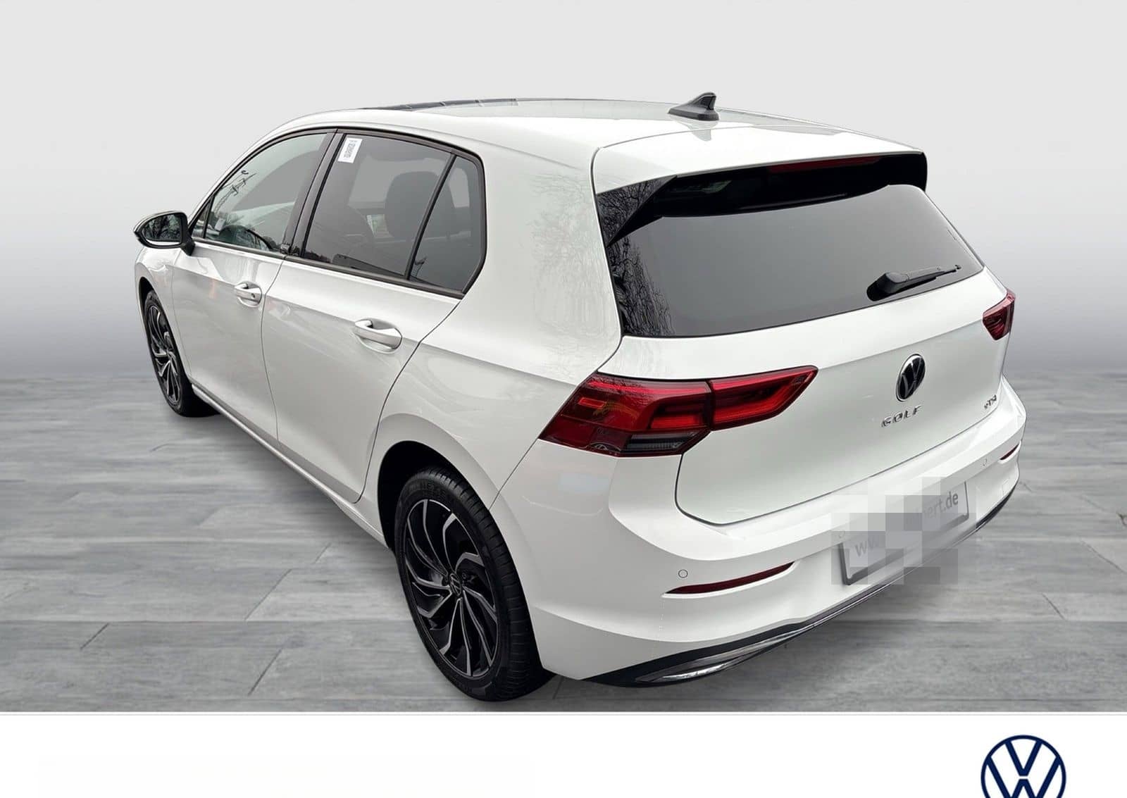 Volkswagen Golf VIII 1.0 eTSI ACTIVE PANO ACC NAVI LM17 foto 3