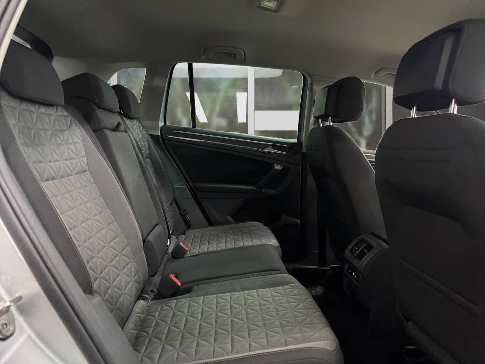 Volkswagen Tiguan Life Aut., 2.Hand, Insp+Tüv Neu foto 8