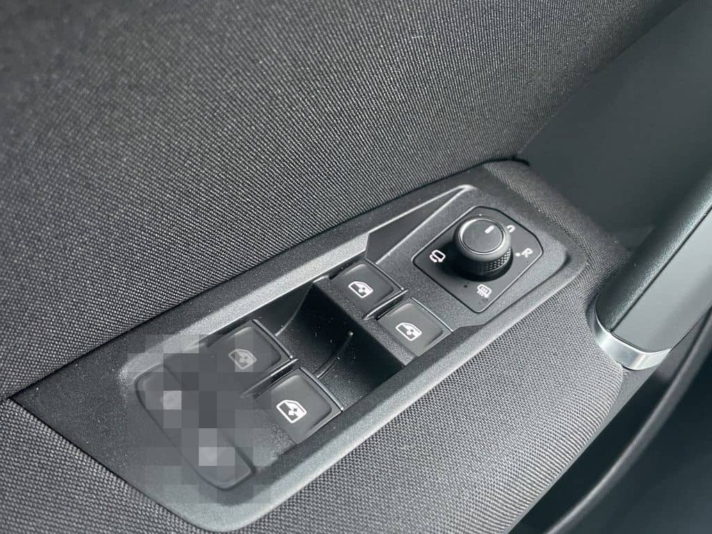 Volkswagen Touran 1.5 TSI Highline DSG+LED+CLIMAT+APP+NAV foto 16