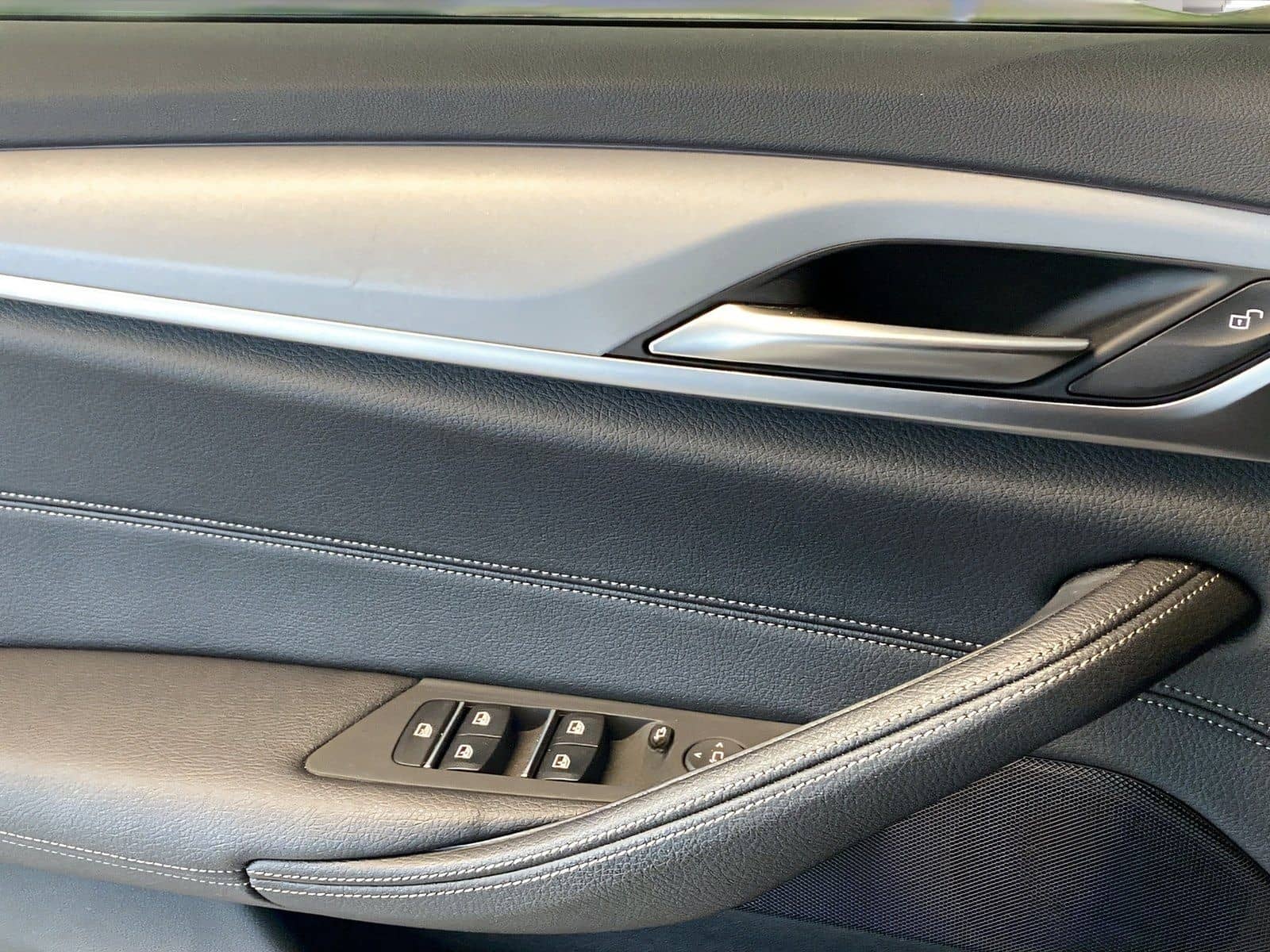 BMW 530d Touring LiveCockpitProf Head-Up Kamera foto 15