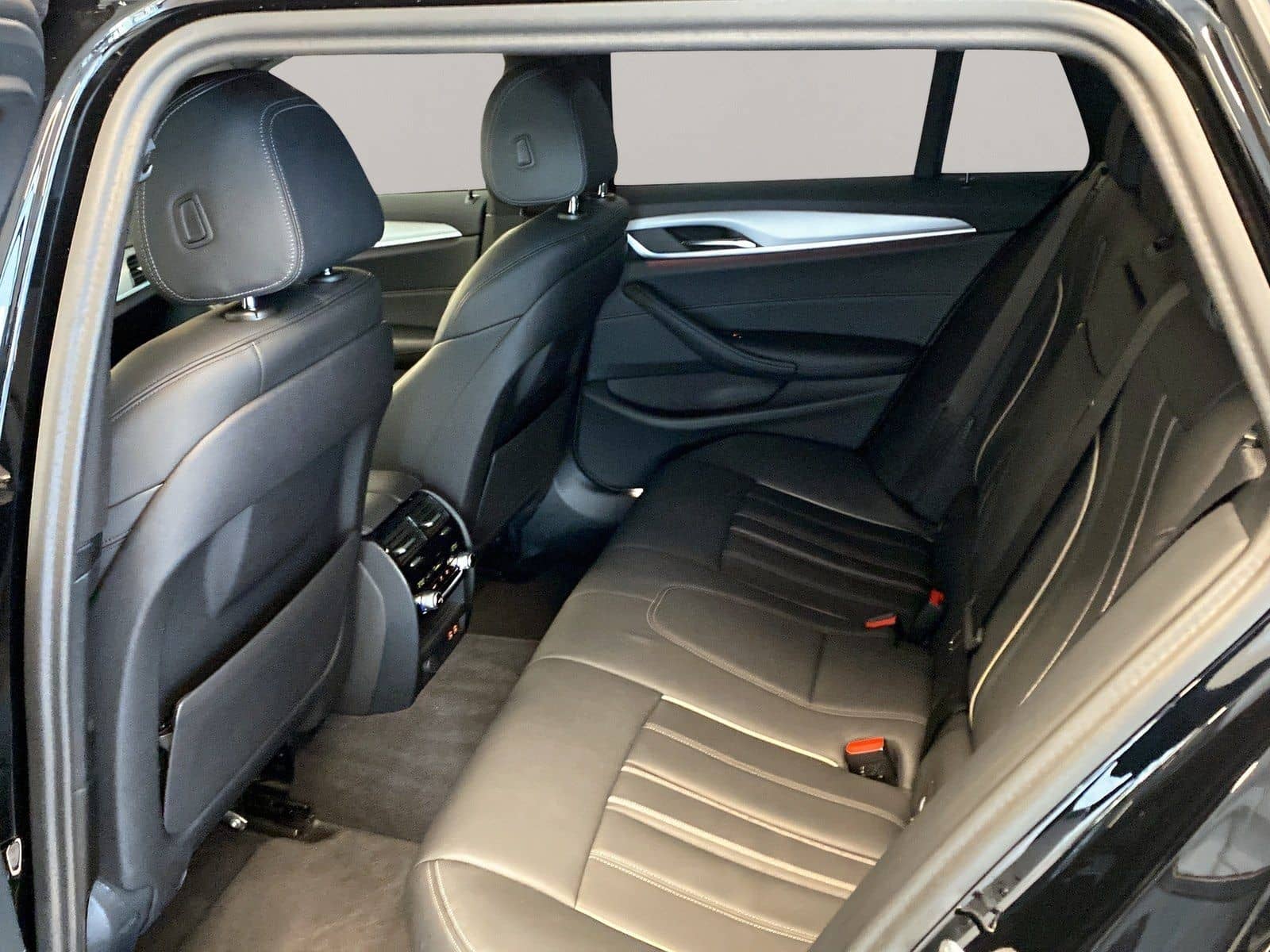 BMW 530d Touring LiveCockpitProf Head-Up Kamera foto 6