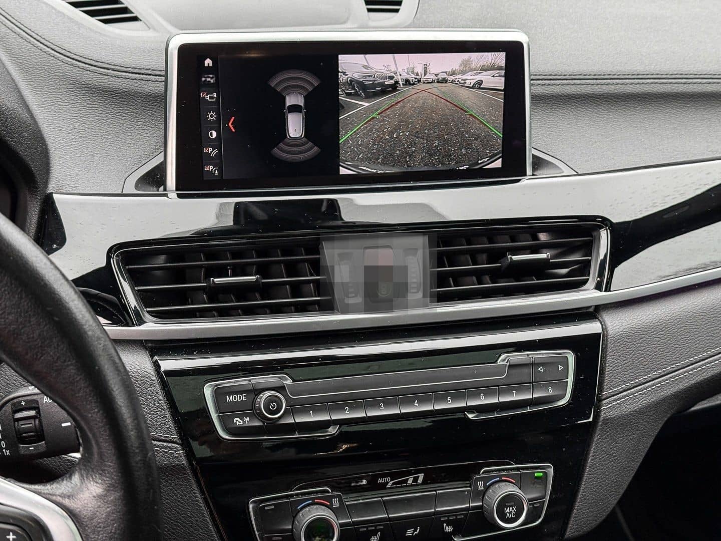 BMW X2 sDrive18d PANO+RFK+NAVI+LED+PDC+DAB foto 13