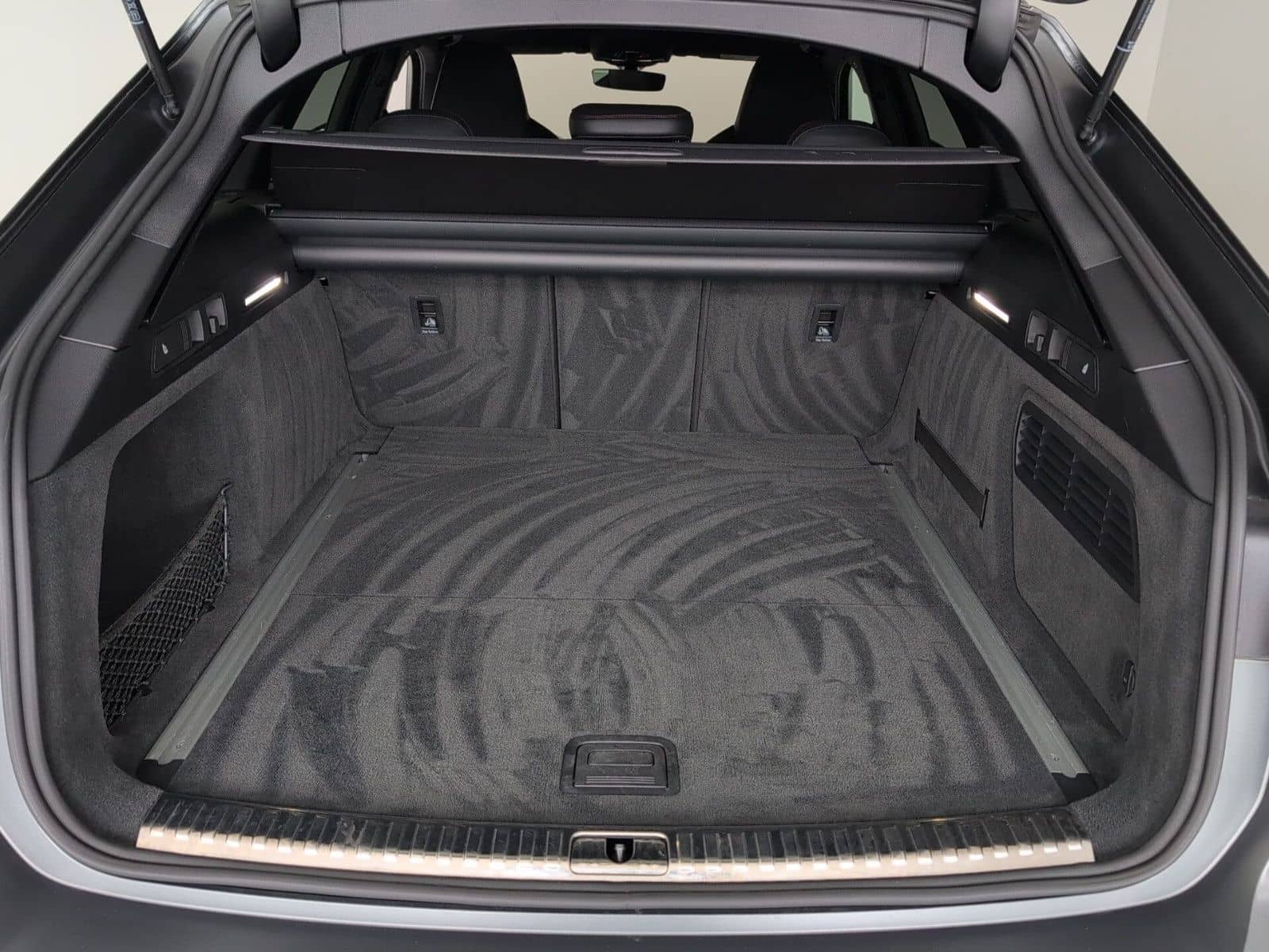 Audi RS6 Keramik/305/RS-Essential+Dynamic+Laser+22" foto 12