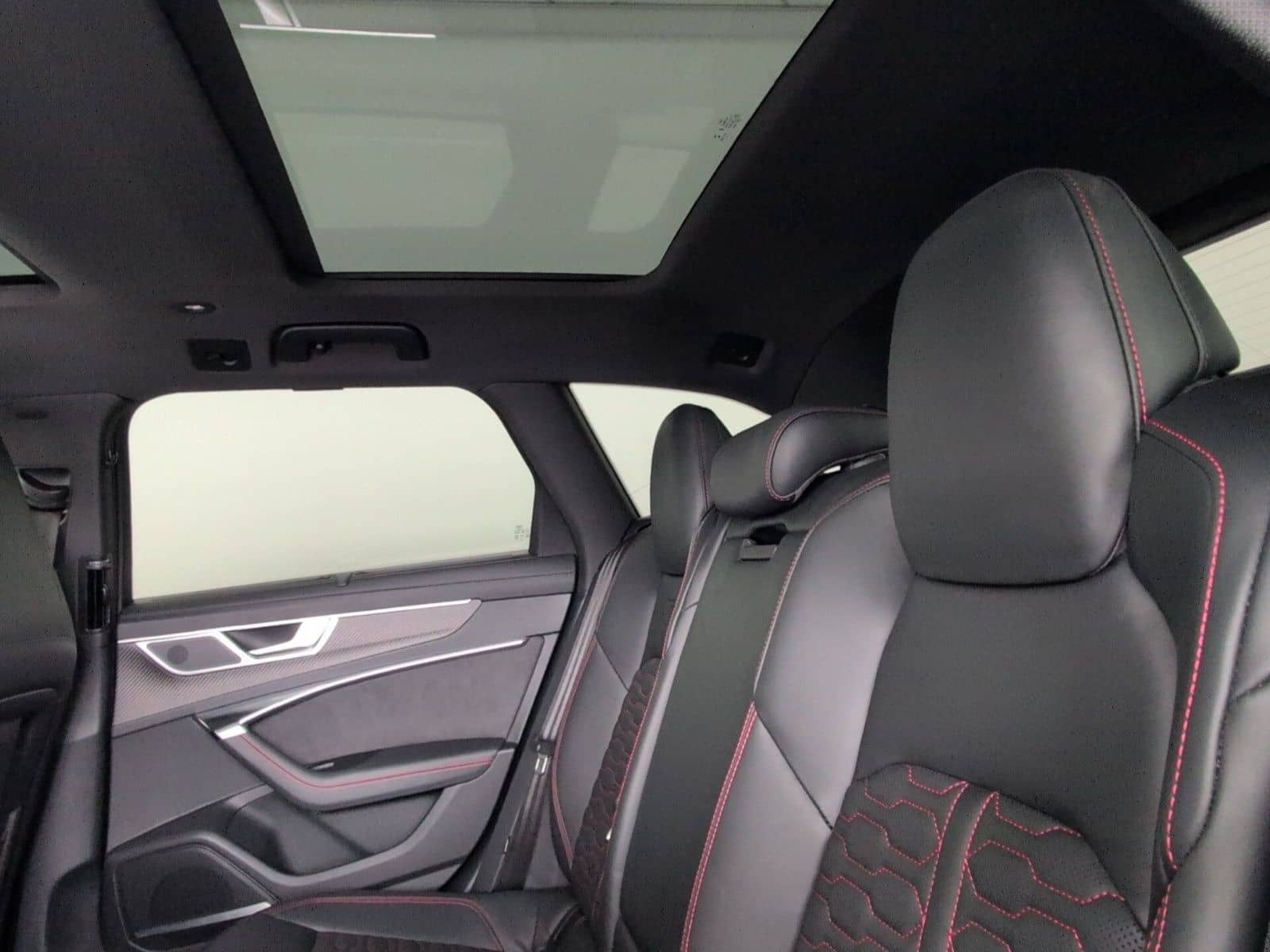 Audi RS6 Keramik/305/RS-Essential+Dynamic+Laser+22" foto 14