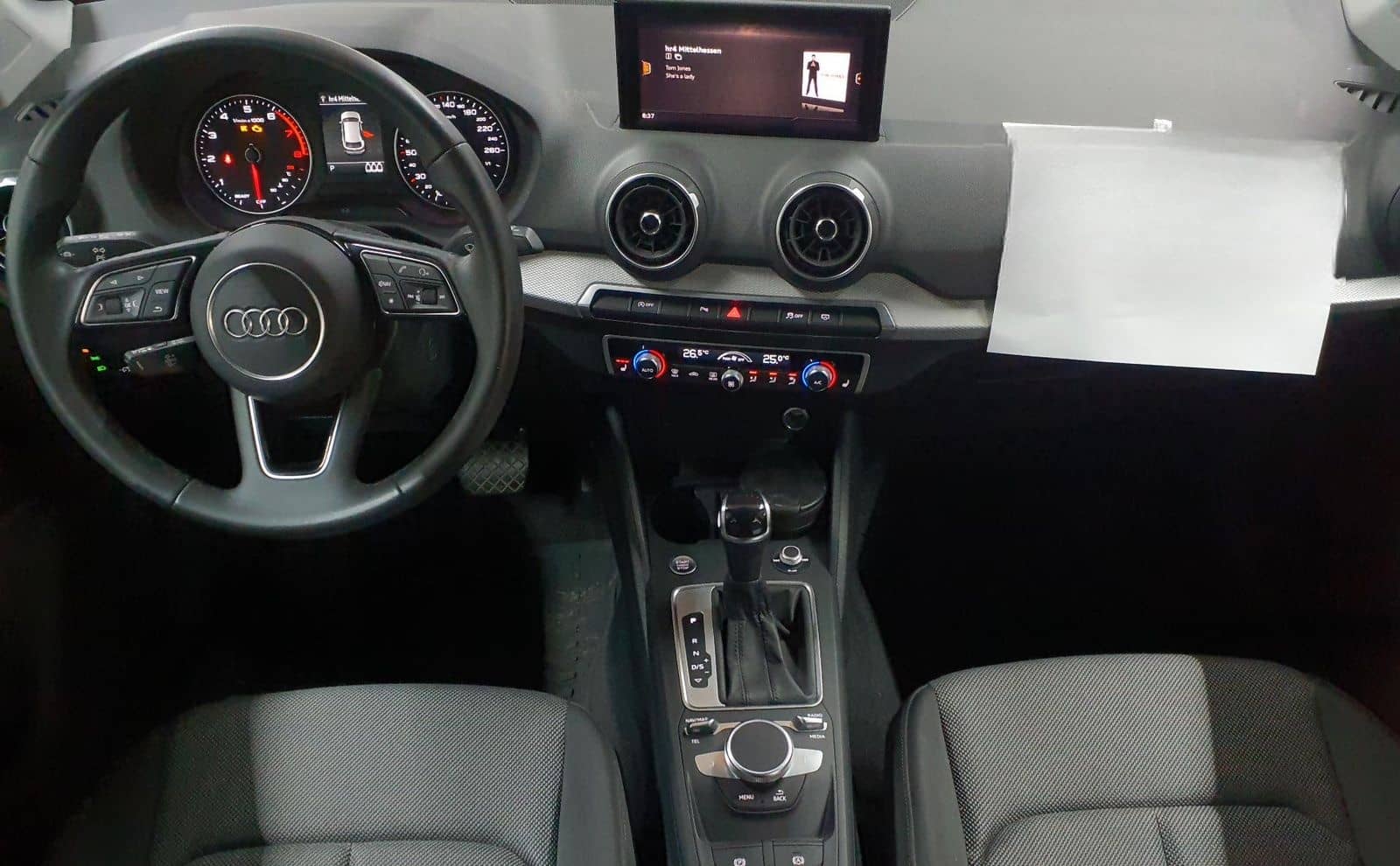 Audi Q2 35 TFSI S tronic advanced BLIS KAM foto 4