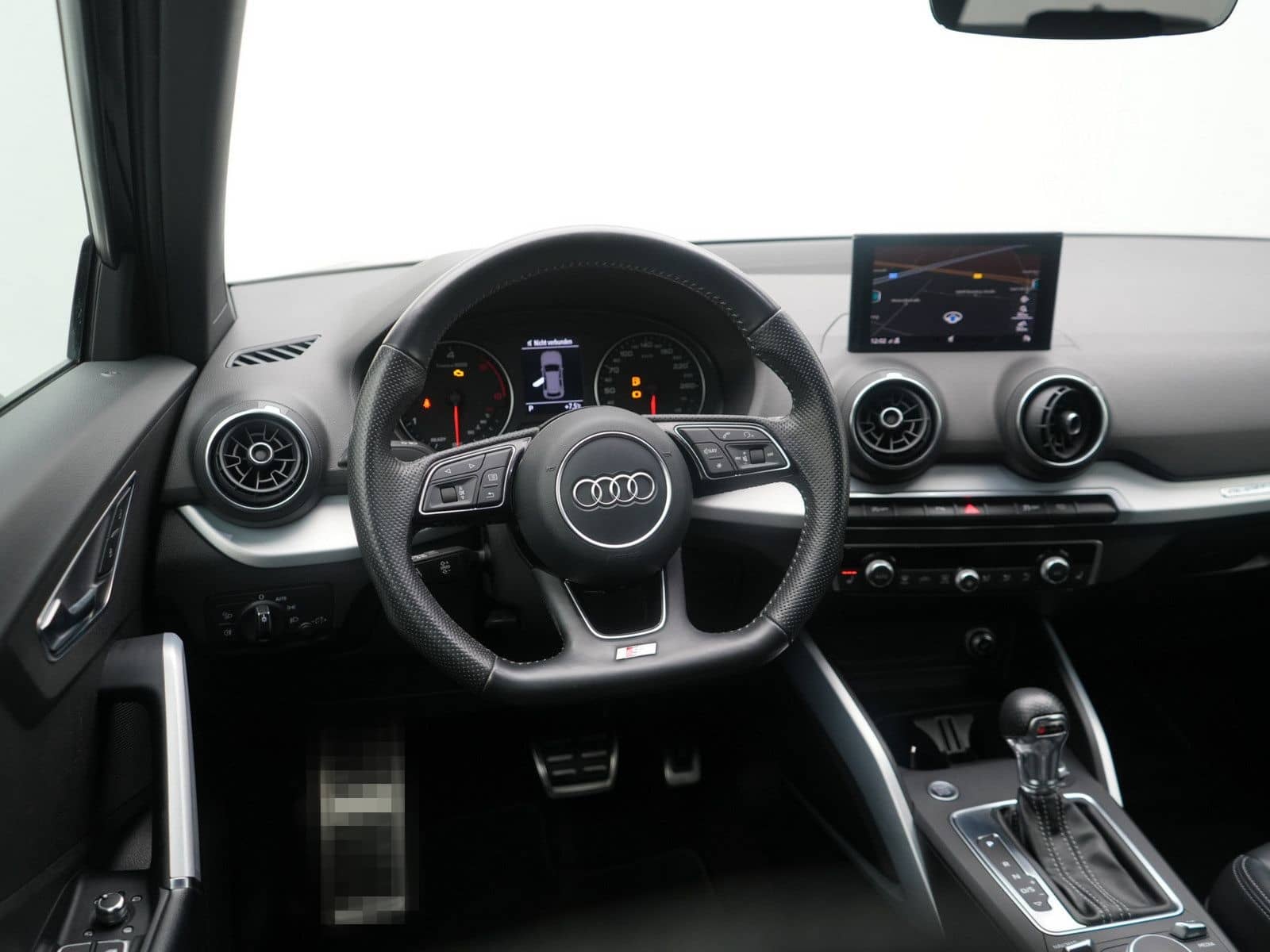 Audi Q2 quattro S line S-TRON AHK LEDER NAVI LED SHZ foto 4
