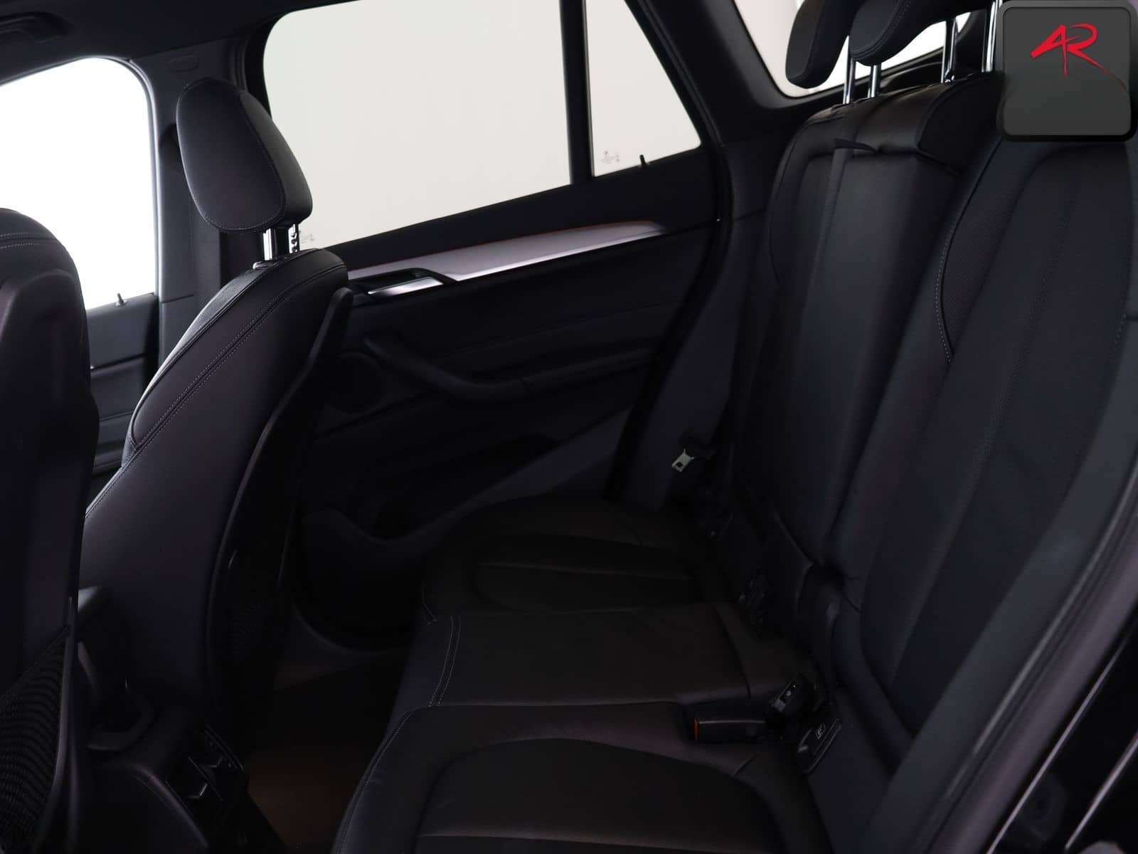 BMW X1 xDrive18d M SPORT SHADOW KAMERA,PANO,AHK,SH foto 11