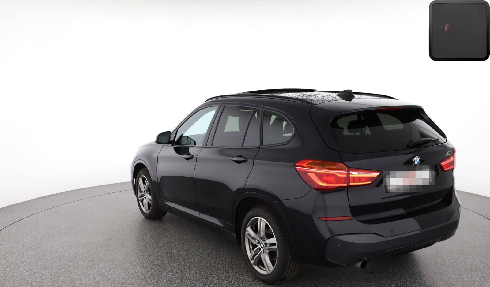 BMW X1 xDrive18d M SPORT SHADOW KAMERA,PANO,AHK,SH foto 3