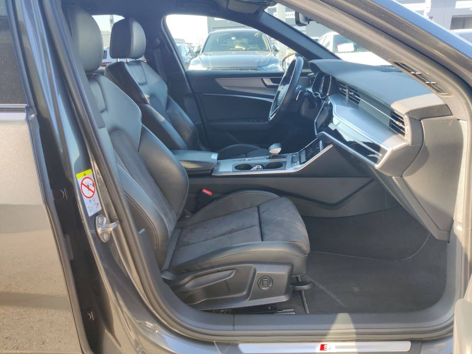 Audi A6 Avant 55 TFSI e q. S-Tronic S-Line, Matrix, A foto 15