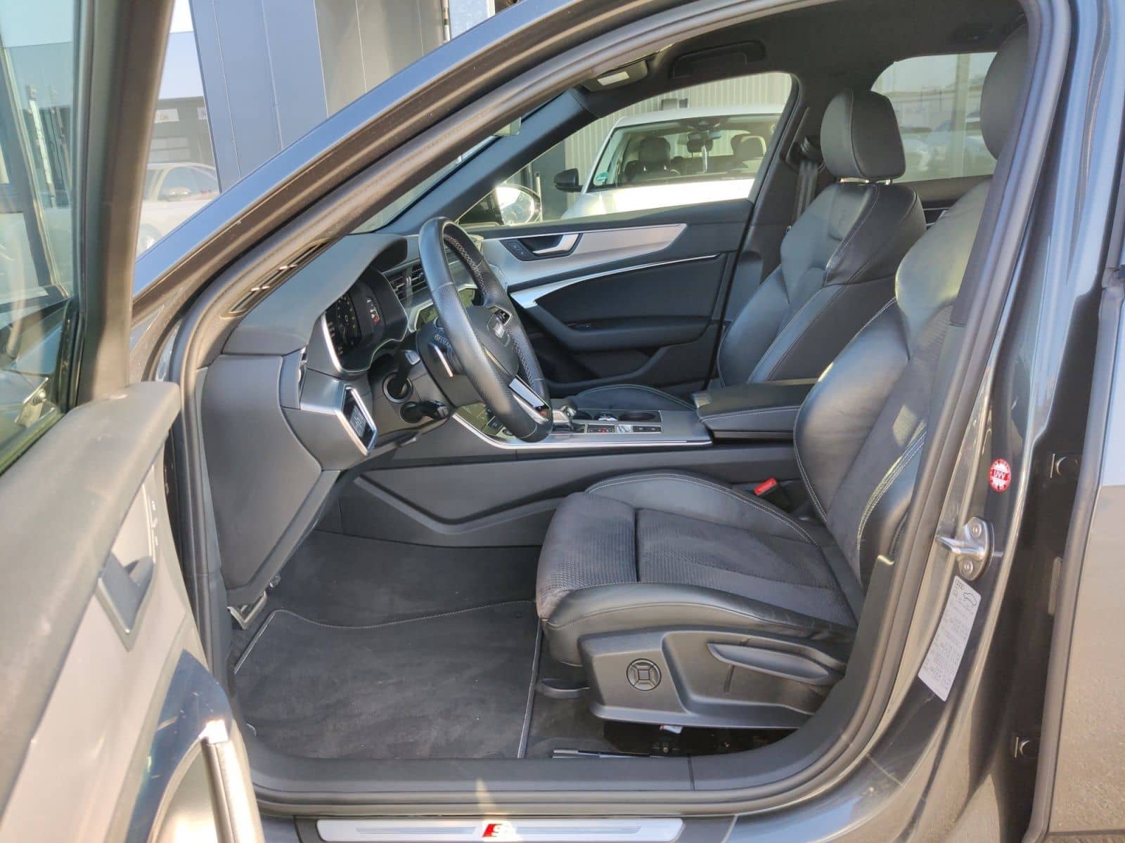 Audi A6 Avant 55 TFSI e q. S-Tronic S-Line, Matrix, A foto 9