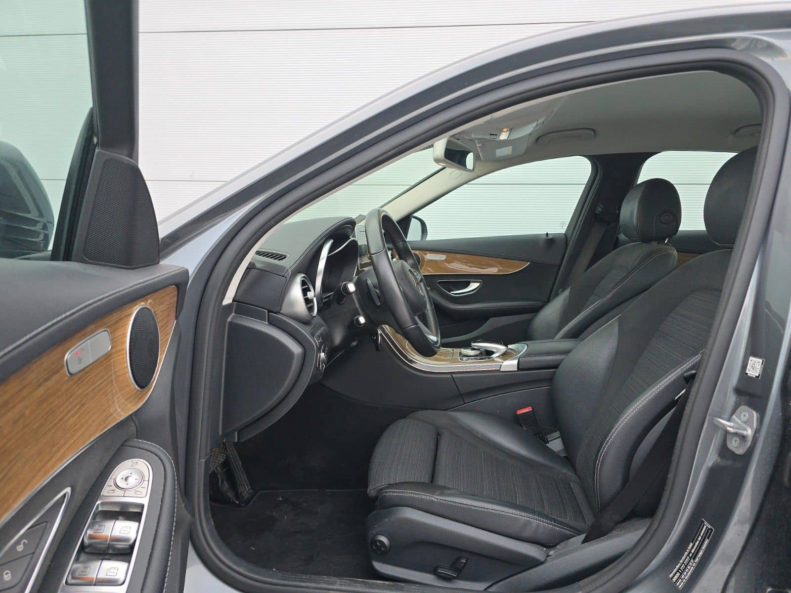 Mercedes-Benz C 180 Limousine (Automatik/Kamera/Led) foto 12