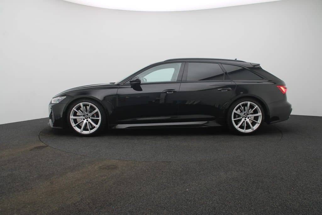 Audi RS6 Avant 4.0 TFSI quattro . LED Navi B&O AHK foto 2