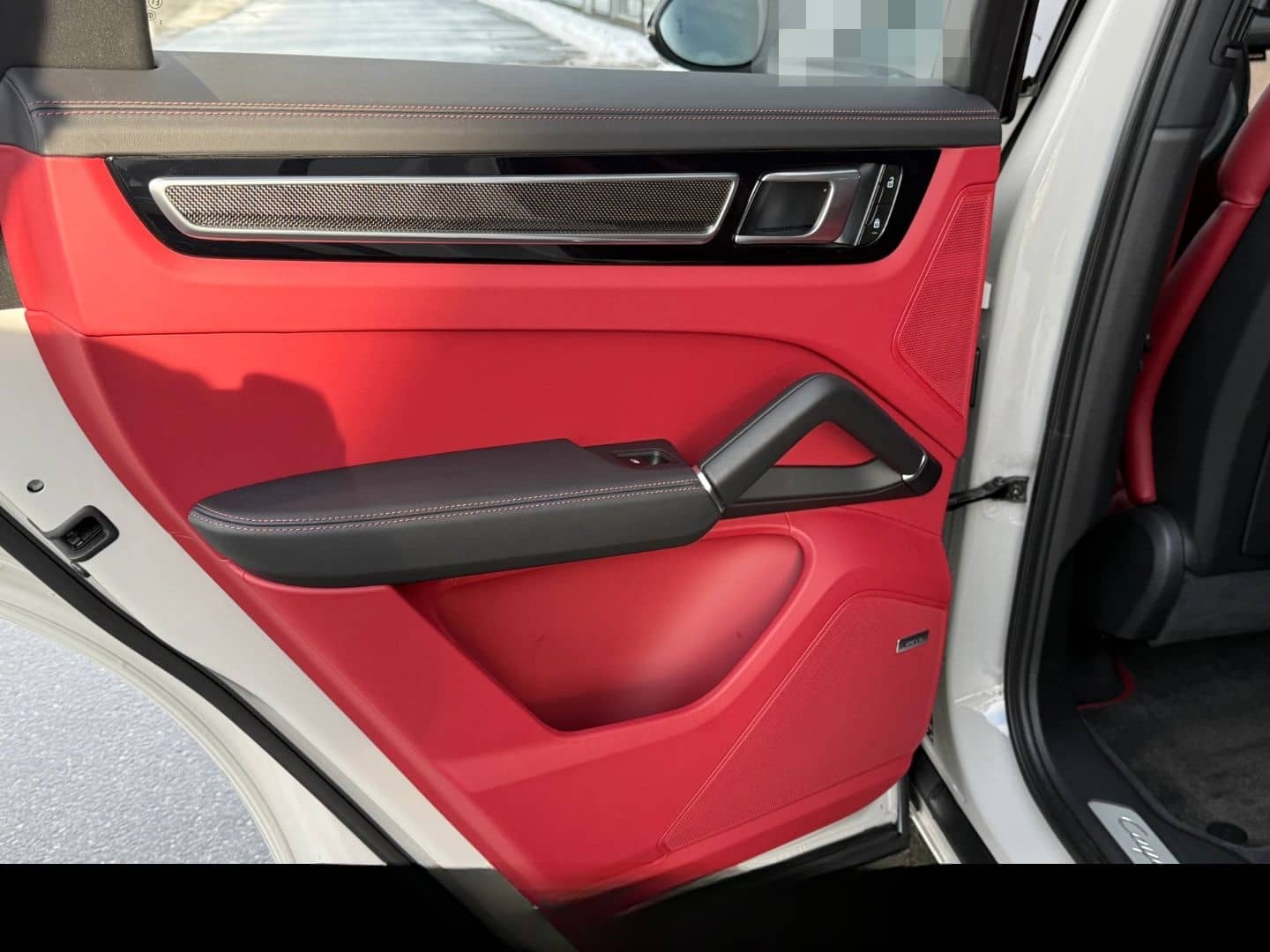 Porsche Cayenne Coupe Platinum Edition*INNO*HAL*SPORTABG foto 25