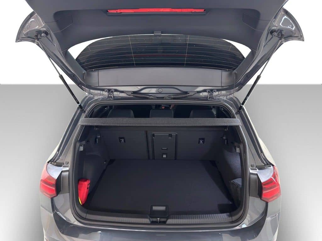 Volkswagen Golf VIII 2.0 TSI DSG GTI Clubsport DCC PANO*IQ. foto 9