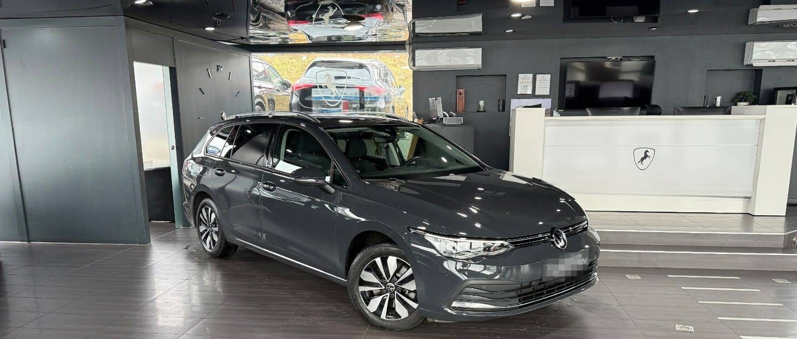 Volkswagen Golf VIII Variant 2.0 TDI Move*DSG*LED*ACC foto 1