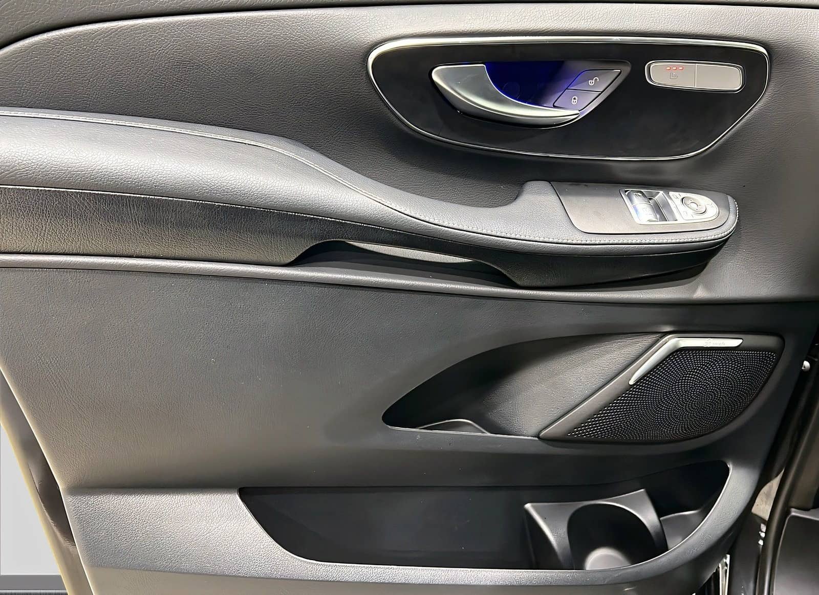 Mercedes-Benz V 300 d AVANT AMG 4x4-lang-Airm-Pano-Burm-AHK foto 13