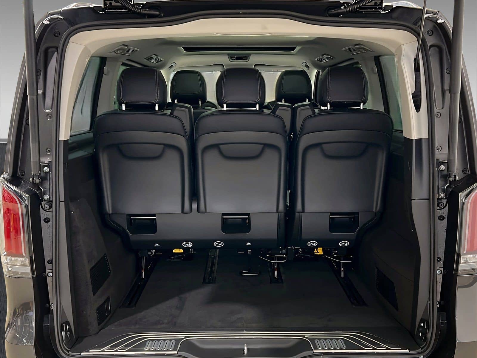 Mercedes-Benz V 300 d AVANT AMG 4x4-lang-Airm-Pano-Burm-AHK foto 6