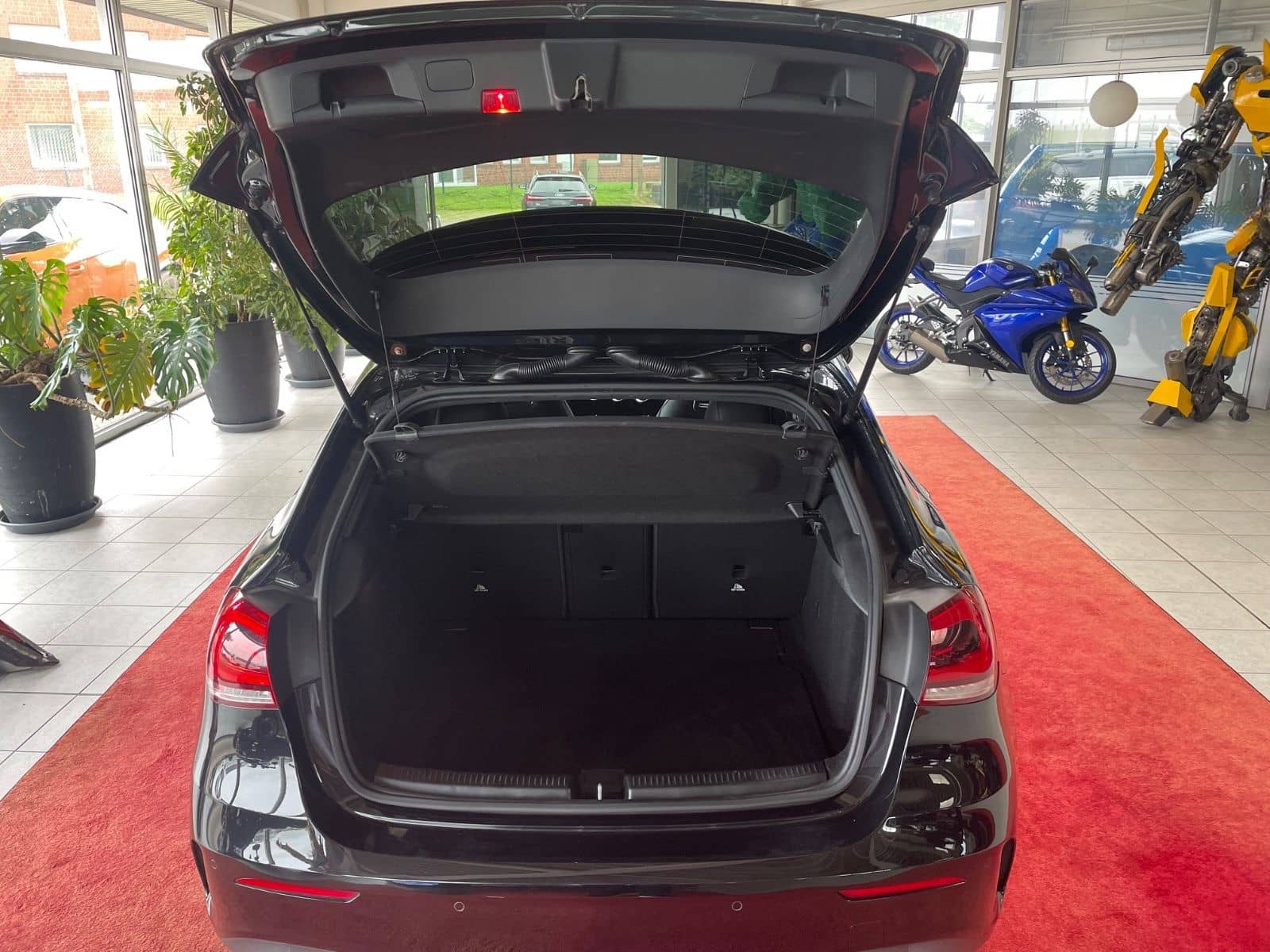 Mercedes-Benz A 250 AMG Night ACC 19 Zoll foto 9