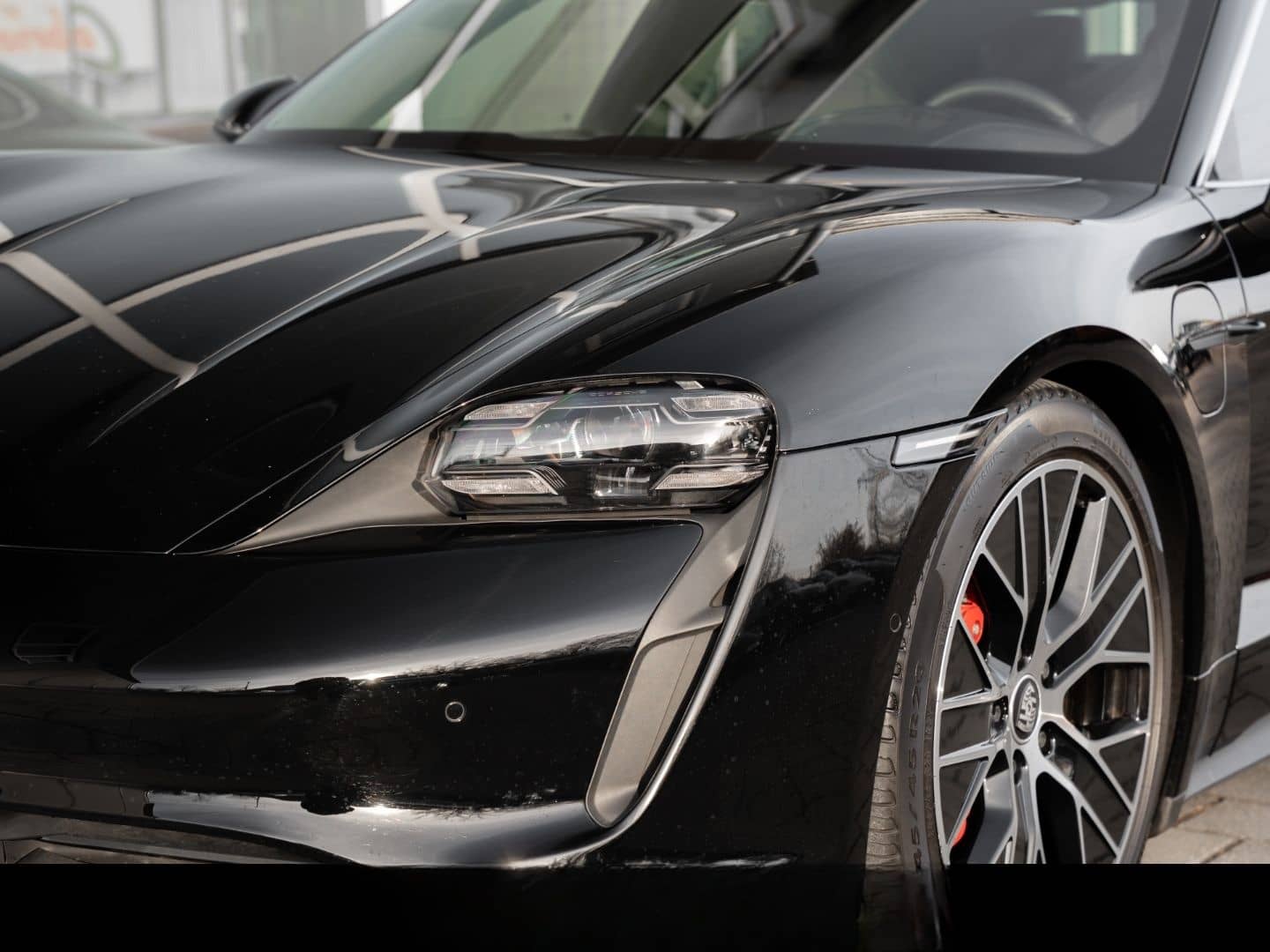 Porsche Taycan 4S Burmester HA-Lenkung InnoDrive Head-Up foto 14